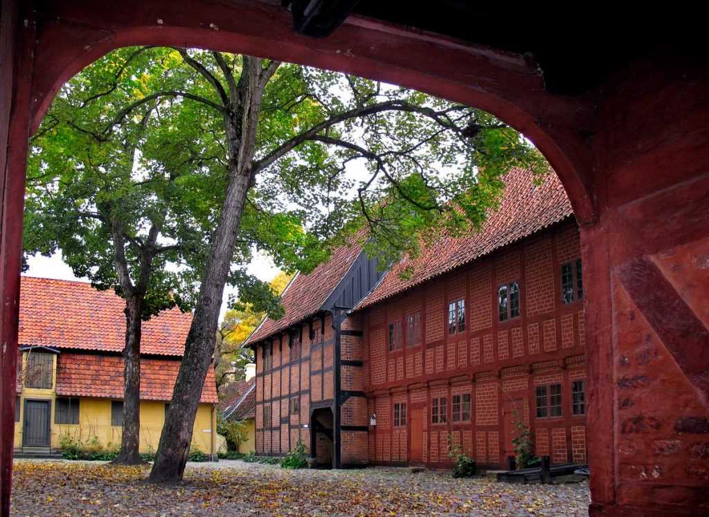 Part of the city museum in the historic quarter.