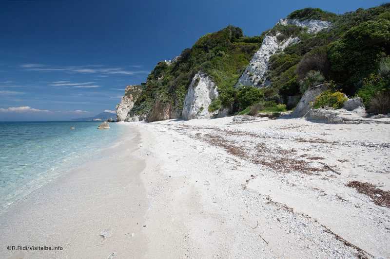 Spiaggia Sottobomba isola d'Elba