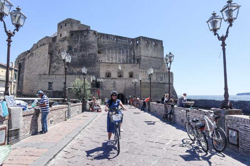 Castel Dell'Ovo Napoli