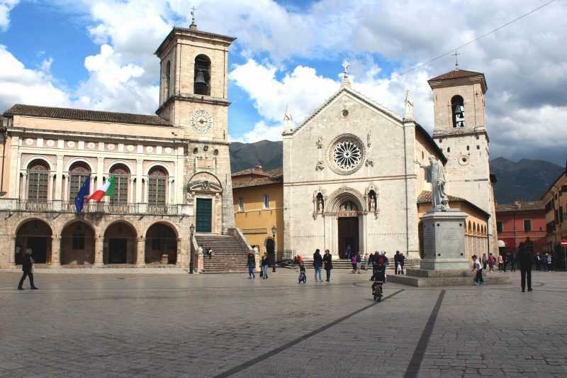 piazza san benedetto norcia