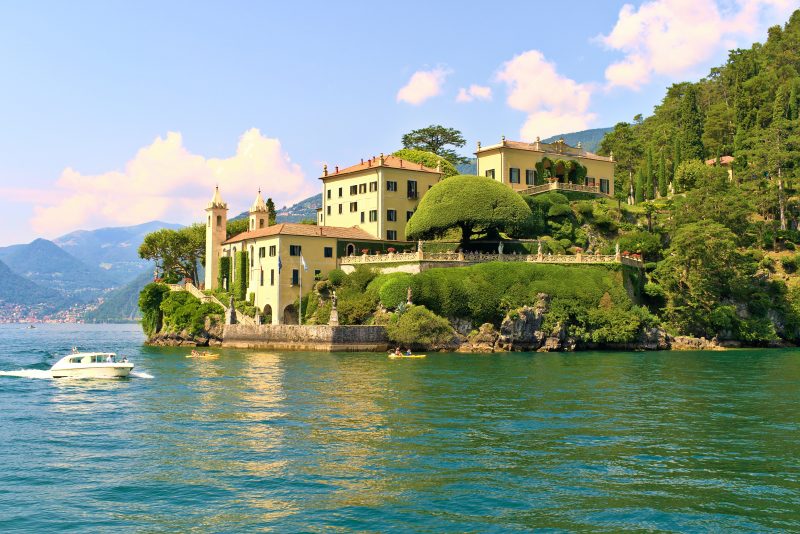 Fonte: Unsplash. La Villa del Balbianello, uno dei celebri beni del FAI